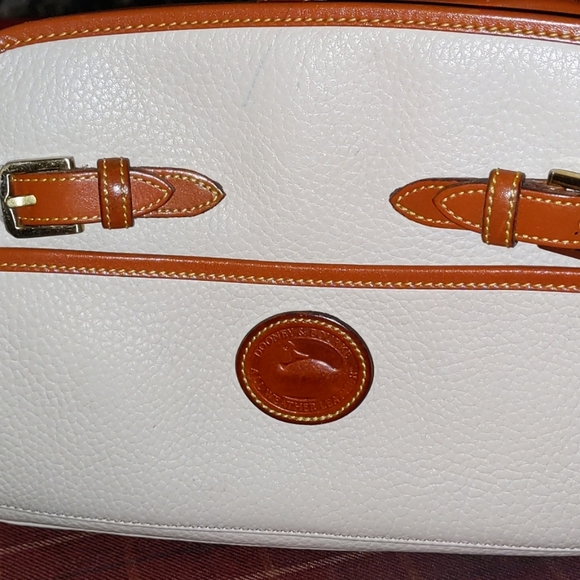 Dooney and Bourke vintage crossbody bag - Picture 3 of 6